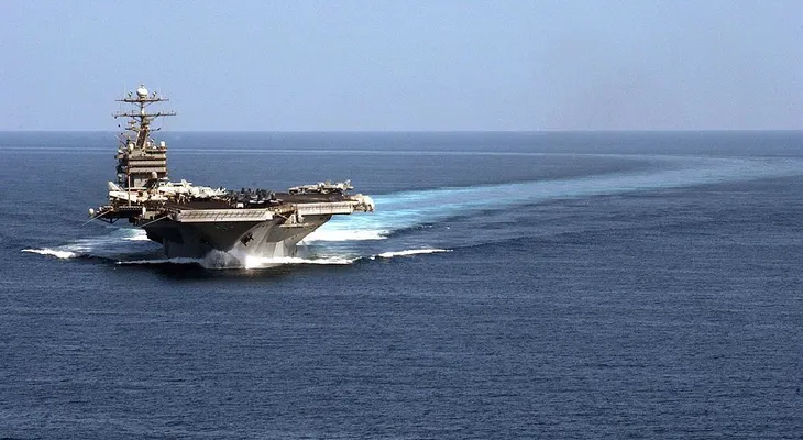 Buque chino sigue de cerca a portaaviones de EE.UU. en el Pacífico occidental