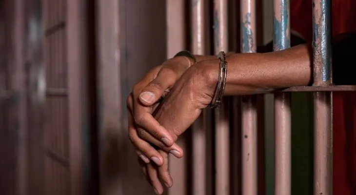Apresan haitiano Peterson Charly Miriami, acusado de quitarle la vida a su hija recién nacida en Navarrete