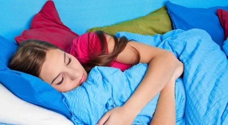 Los adolescentes pueden concentrarse, aprender y pensar mejor cuando descansan bien