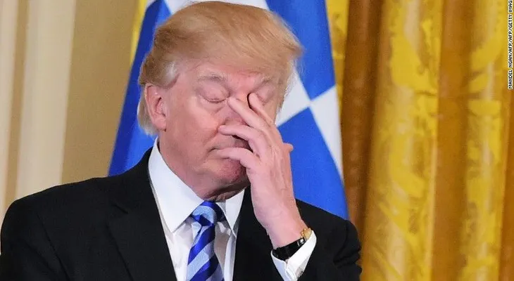 La presidencia de Trump vive una amenaza existencial con el mensaje del exdirector del FBI