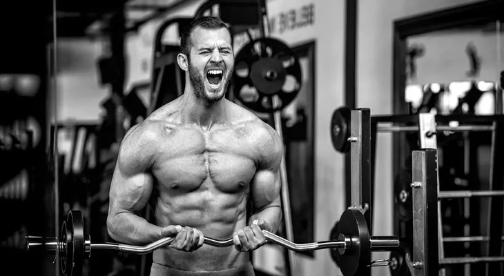 Fitness: por qué insultar es el mejor secreto para entrenar