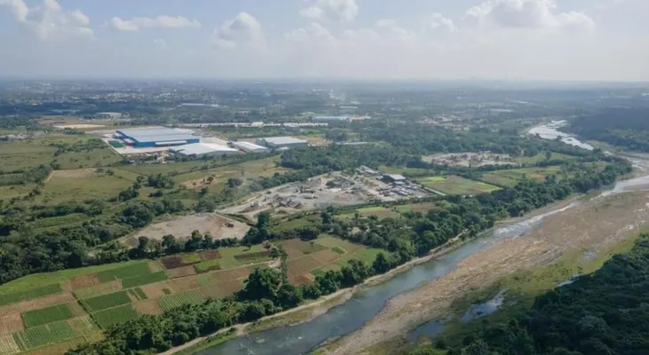 Medio Ambiente aclara que extracción de arena en el río Haina busca recuperar el cauce