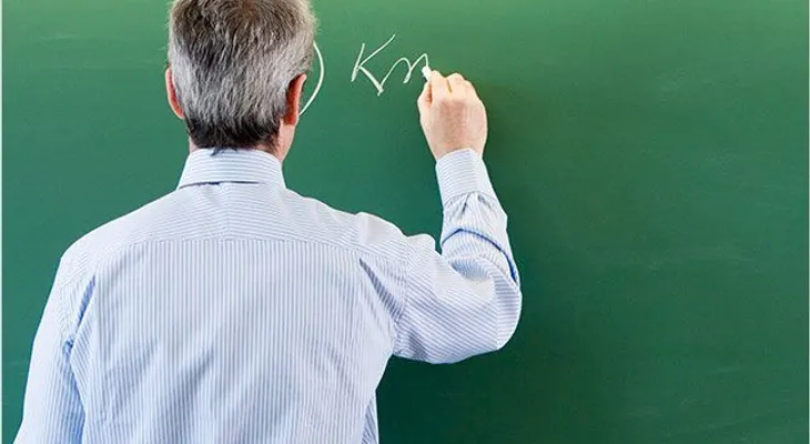Educación aumenta 10% sueldos a maestros