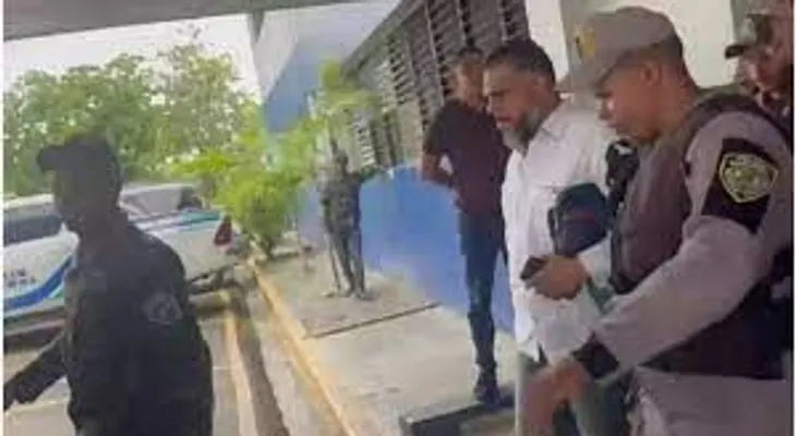 Pareja de Amelia Alcántara, Wagner Taveras en problemas serios con la justicia