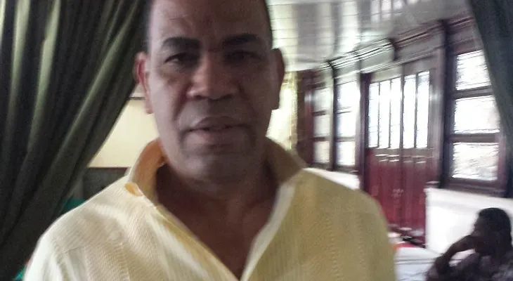  Dirigente comunitario Nivaldo de la Cruz pide candidatos se comprometan a desarrollar a SPM