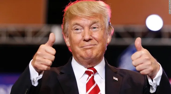 Trump se enfureció con su equipo sobre el número de personas que fueron a su evento en Phoenix