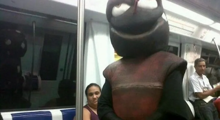 "Mosquitos" orientan contra el dengue en el Metro