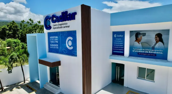 Barahona inaugura moderno centro diagnóstico Cedilar
