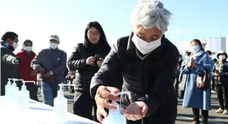 Contagios en Japón por covid disminuyen progresivamente, levantará la alerta sanitaria el 1 de octubre