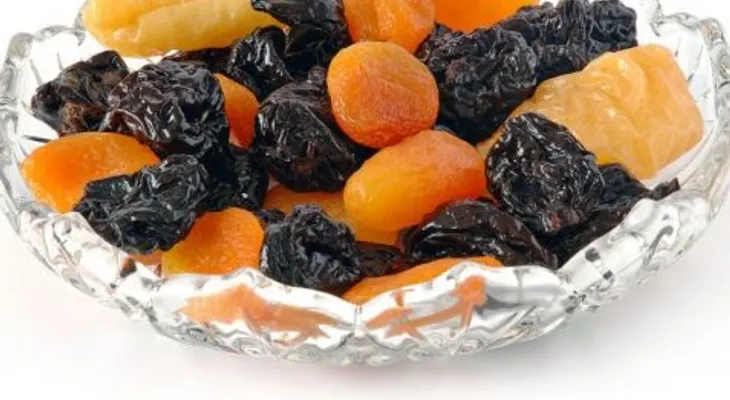 Averigua cómo hacer una rica fruta deshidratada casera