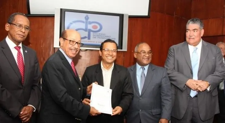 Clausuran curso de Integración CDP; comunicadores reciben certificados