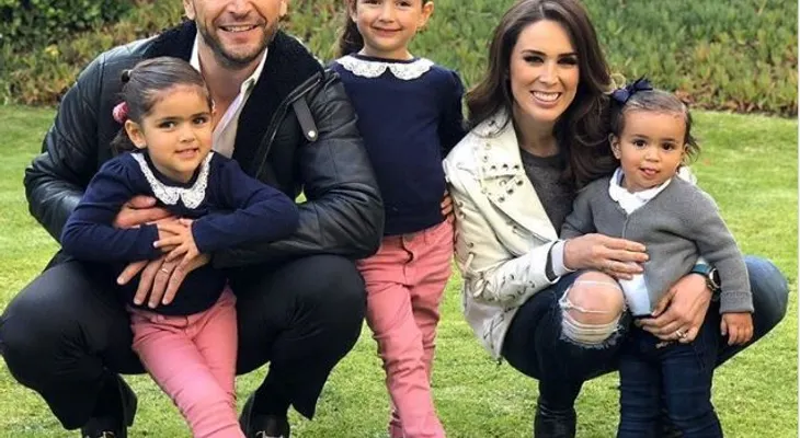 La "postal navideña" de la familia Fuentes Bracamontes te robará el corazón