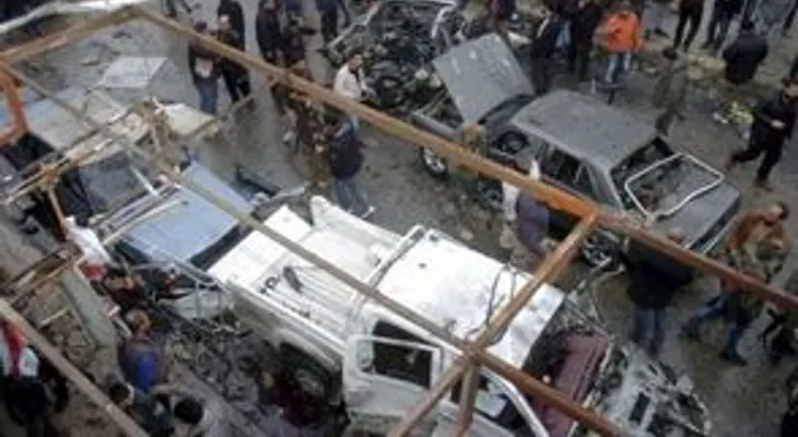 Estalla coche bomba en ciudad siria y causa 43 muertos