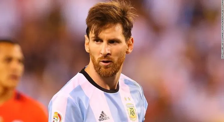 El nuevo look de Leo Messi causa furor en redes sociales