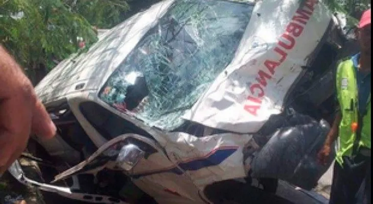 Mueren dos en un accidente en La Vega