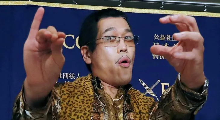 Canción Pen-Pineapple-Apple-Pen rompe un récord Guinness