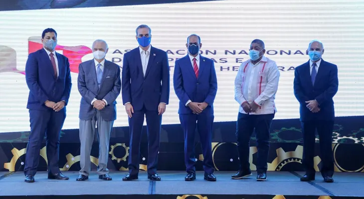 Presidente Abinader participa en almuerzo por el 50 aniversario Asociación de Industrias de Herrera