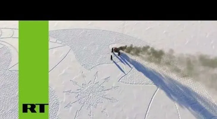 Aparece un dragón de nieve gigante en Siberia (VIDEO)
