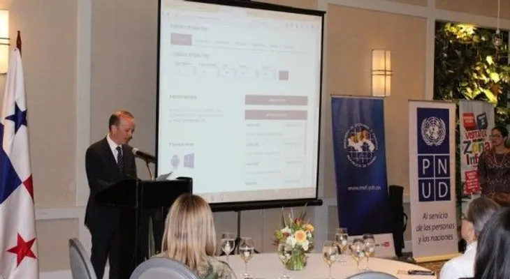 Panamá lanza nueva plataforma de transparencia y educación financiera