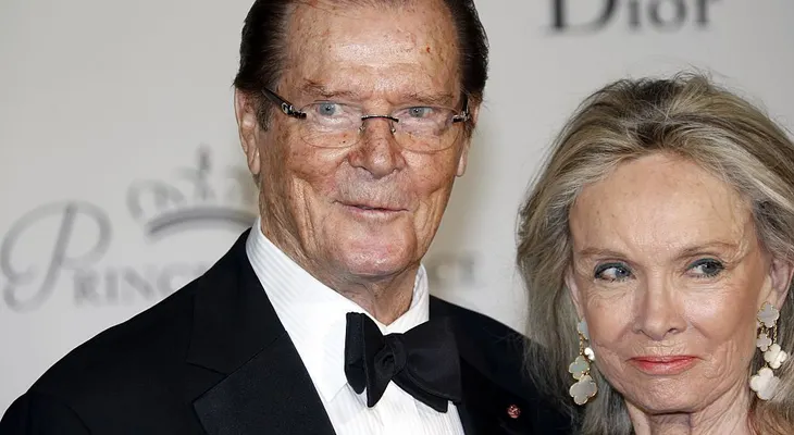 Muere Roger Moore, actor británico conocido por su papel de James Bond