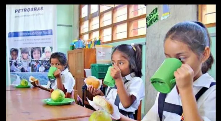 10 alumnos se intoxican tras ingerir alimentos