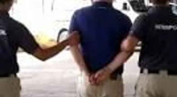 EEUU apresa hombre acusado de matar a policía en República Dominicana