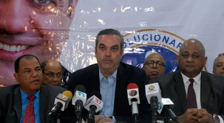 Abinader dice Danilo luce nervioso y despesperado 