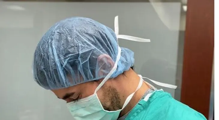Anna Kournikova y Enrique Iglesias presentan a su tercera hija en Instagram