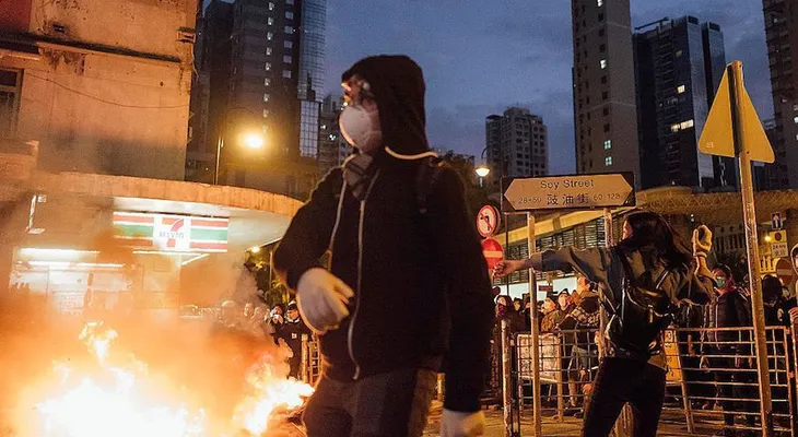 Disturbios en Hong Kong marcan los festejos del Año Nuevo chino