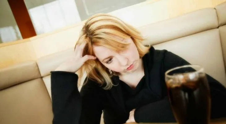 ¿Por qué duele la cabeza al tomar algo muy frío?