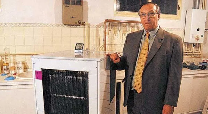 Desarrollan una máquina que produce agua potable a partir del aire
