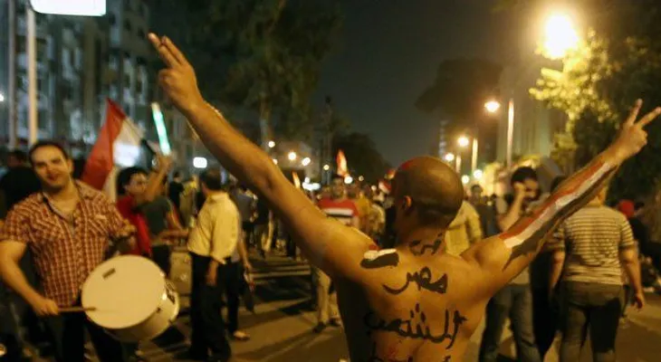 Al menos quince muertos en los enfrentamientos en Egipto tras el golpe