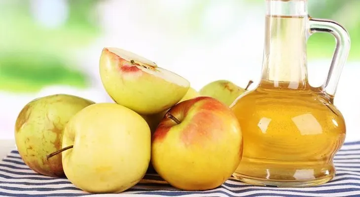 20 usos únicos y beneficiosos del vinagre de manzana