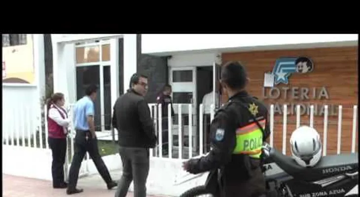 Pillos le dicen que se ganó un premio de Lotería y la atracan dándole burunganda o escopolamina