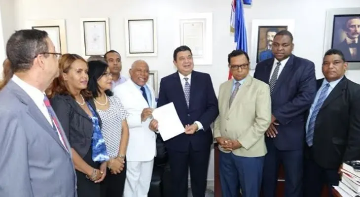 El CDP somete proyecto para retener pago por publicidad directamente por la DGII