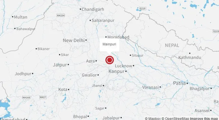Dueño de tienda mata con un hacha a pareja por deuda de 22 centavos en India