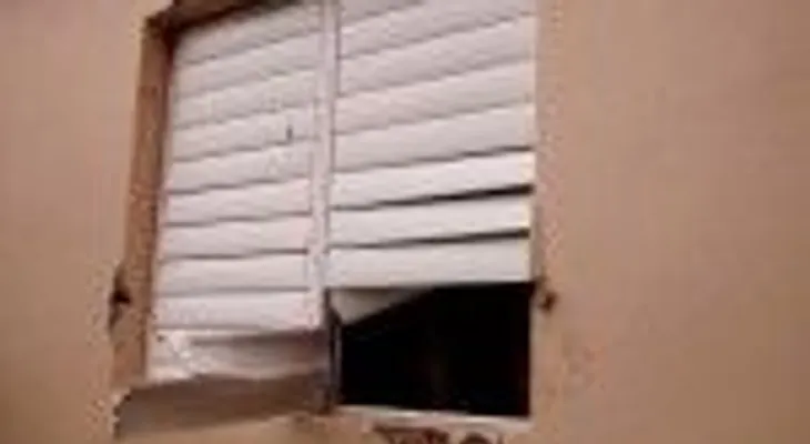 Desconocidos roban en una farmacia y una residencia en Villa Riva