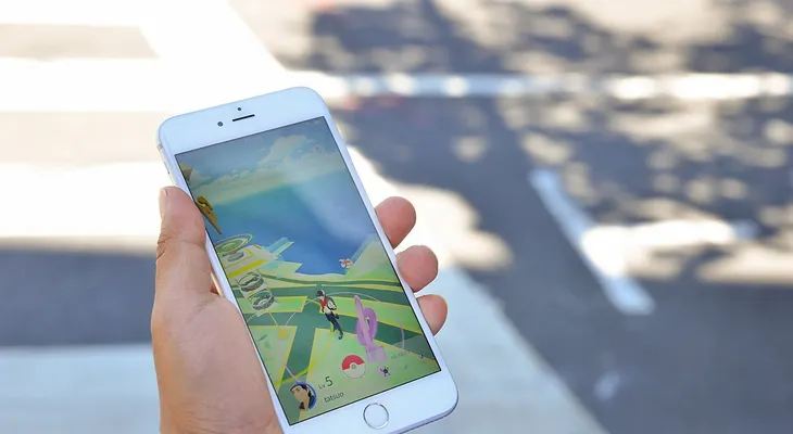 Pokémon Go: ¿Volver a la infancia o huir de la realidad?