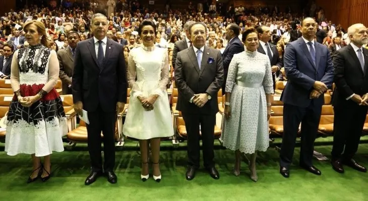 Primera dama Candida Montilla asiste a misa de acción de gracias por 71 aniversario del Banco Central