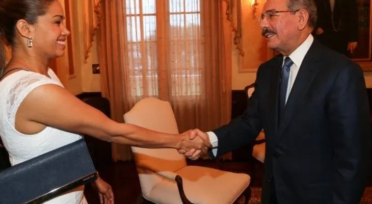 Danilo Medina recibe a la laureada chef dominicana María Marte