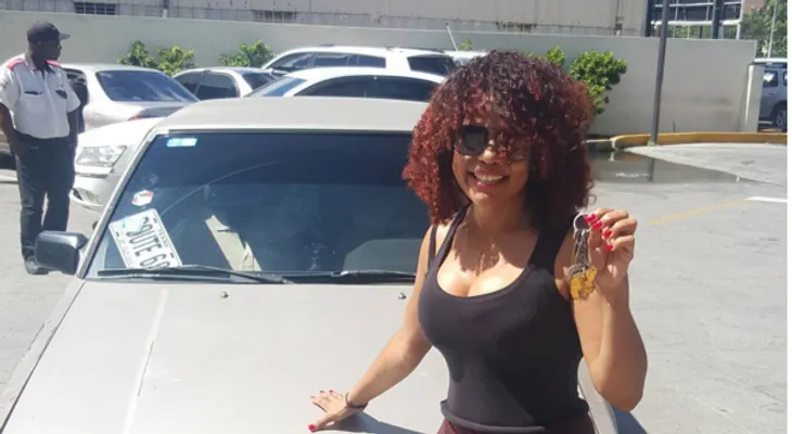 Cheddy García se burla de la Yapoort y su auto