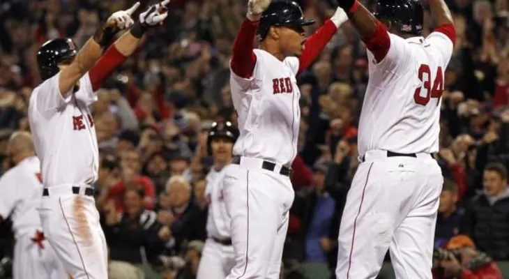 Boston deja en el terreno a los Azulejos de Toronto: Encarnación y Bautista llegan a 30 jonrones