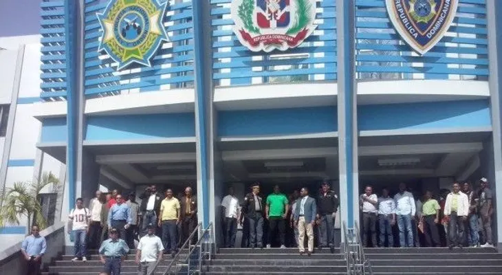 Policía identifica alegados "sicarios" que resultaron muertos