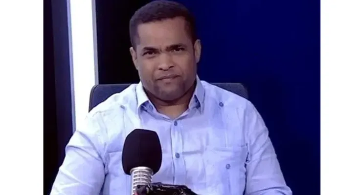 Valentín Pérez advierte sobre derrota del pensamiento en su generación