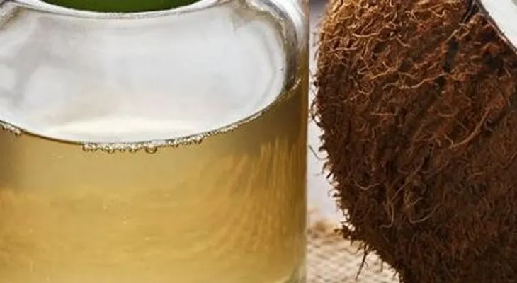 Científicos filipinos aseguran que el aceite de coco destruye el virus de covid-19