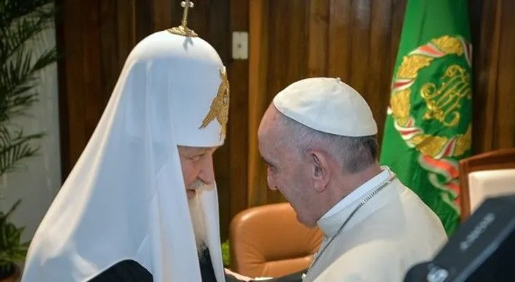 Papa y patriarca hacen un llamado a la unidad