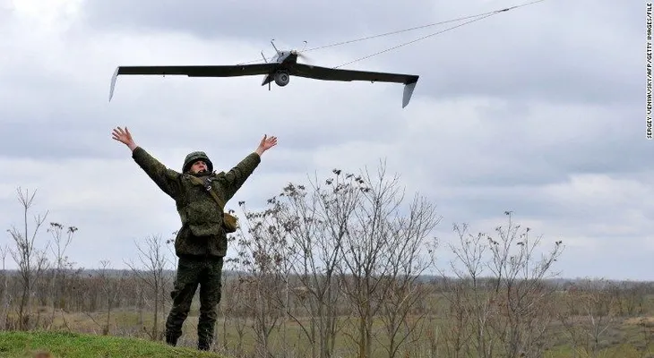 Resucitan el programa ruso de drones militares para apoyar al régimen sirio de Bachar al Asad