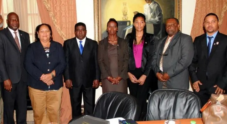 Ramiro Espino recibe delegación francesa de Isla de Saint Martin