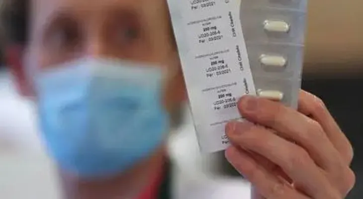Francia prohibe la hidroxicloroquina para pacientes con coronavirus