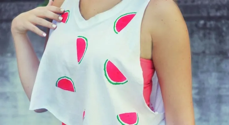 19 ideas para convertir tu camiseta ordinaria en una blusa fabulosa